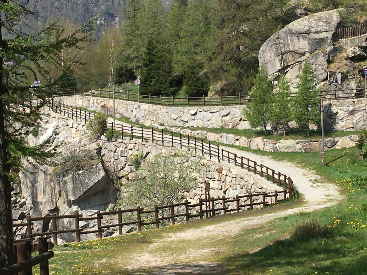 Chalet Del Lago Ceresole Reale Exterior photo